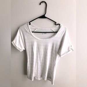 Columbia Sportswear Women's Small Fitted Stretchy Striped White and Tan Top